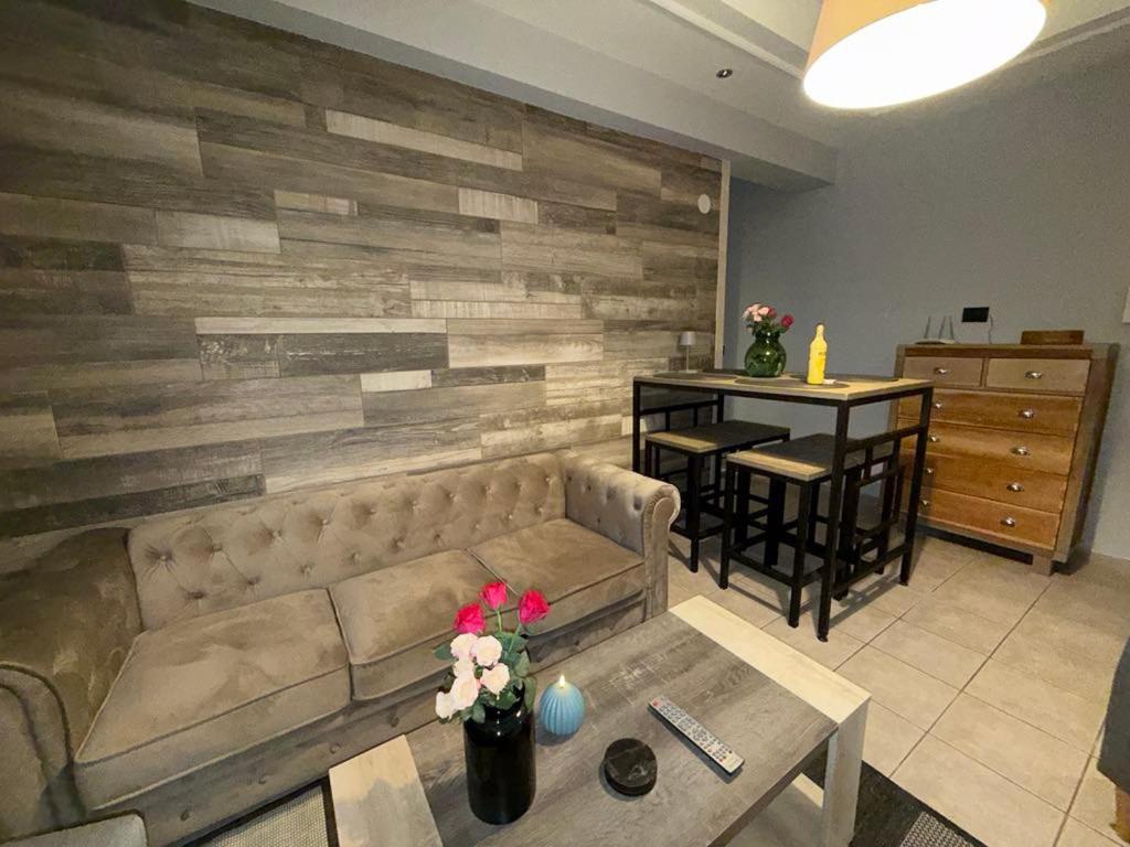 Appartamento Business Flat Stavroupoli Salonicco Esterno foto